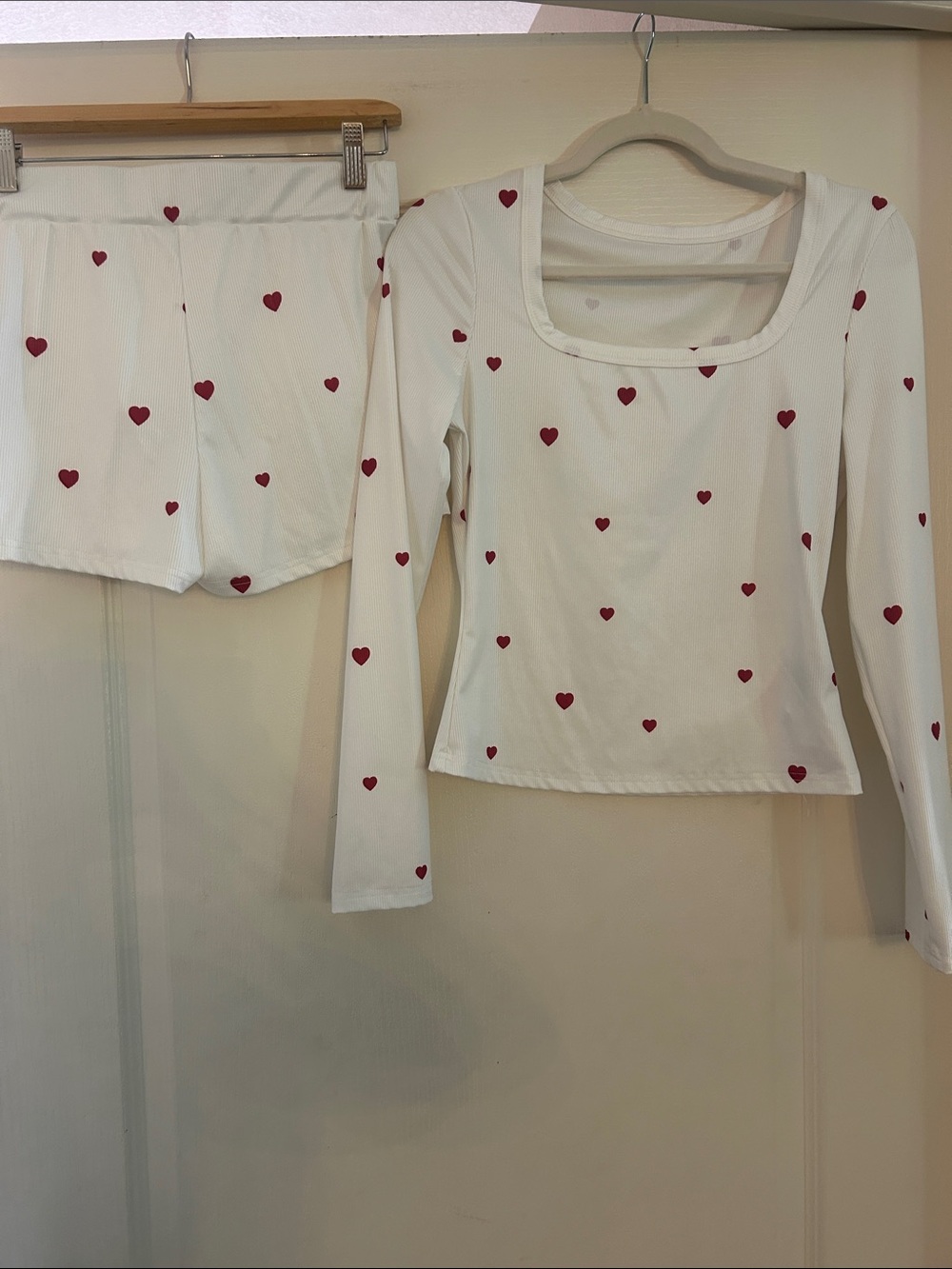 SHEIN White Long-Sleeve Pajama Set with Red Heart Print